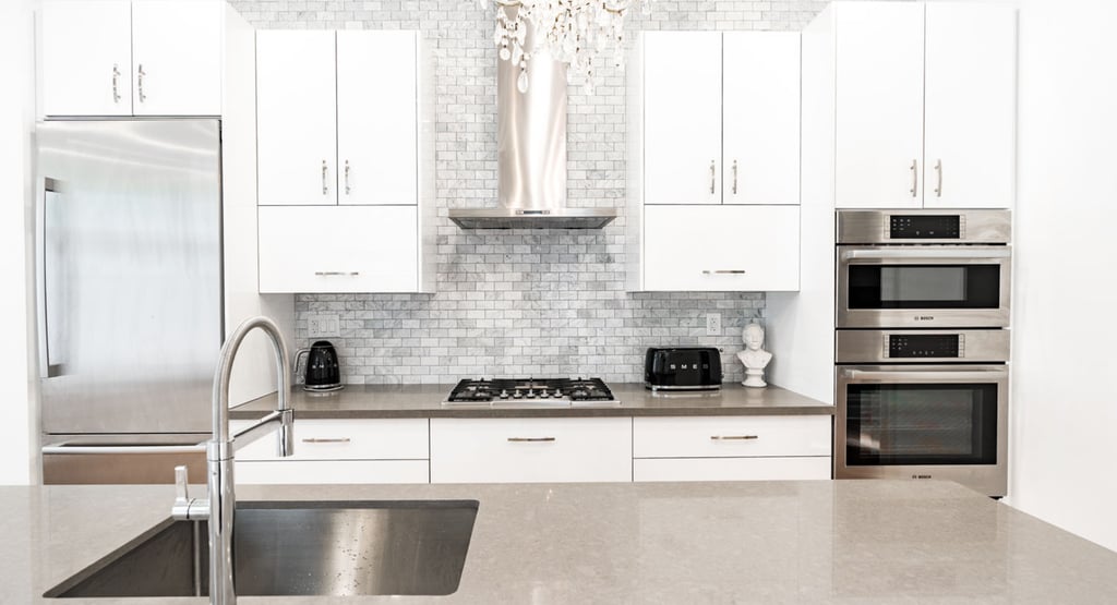 Custom Kitchen Design Services for a Modern Etobicoke Home