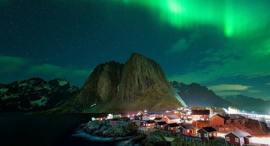 Discover the heart of Norway through its rich culture, timeless traditions, and modern lifestyle. Ex