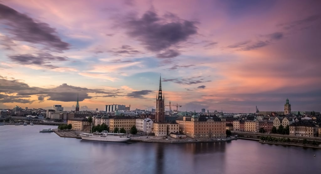 Sweden Uncovered: Exploring the Culture, Traditions, and Everyday Life of the Swedish People