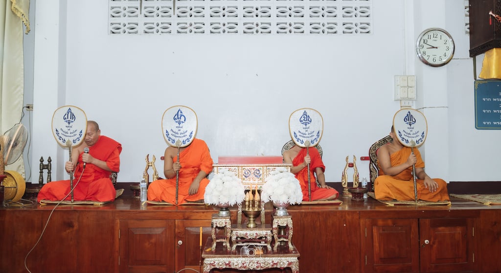 บรรยากาศงานศพและการจัดพวงหรีดในจังหวัดน่าน