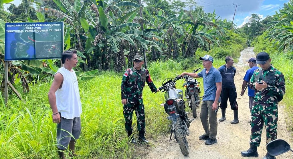 Tinjau Lokasi Marshalling Area di Hutan Karangguli