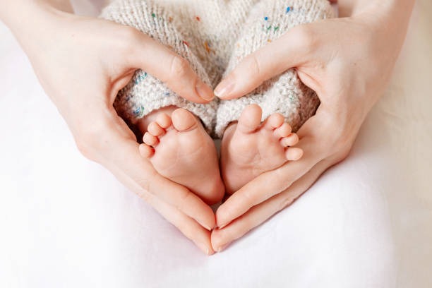 Réflexologie Bébé Émotionnelle, So-Hyp et Bien Naître, Loire