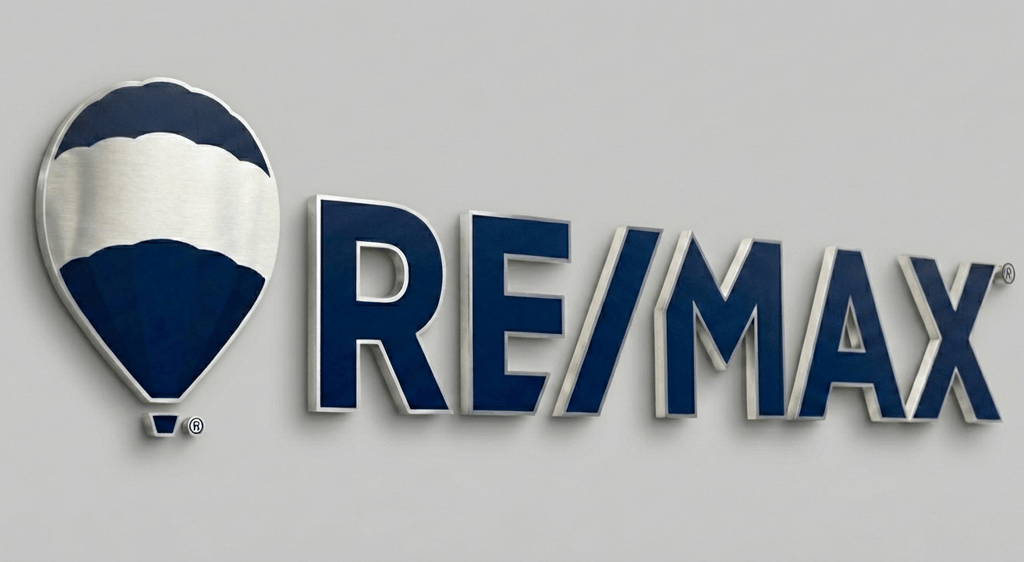 Logotipo RE/MAX Amanecer-Garantía y respaldo internacional para inversiones inmobiliarias en Benissa