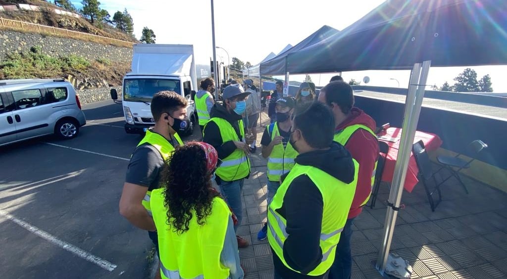 Reunión de blockers en un rodaje de La Palma