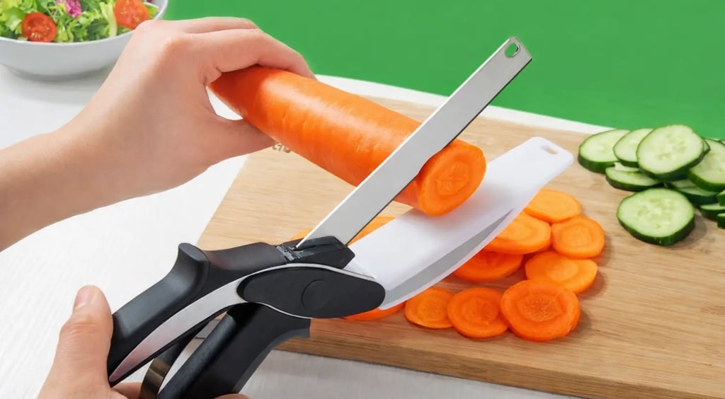 Tesoura com tábua de corte