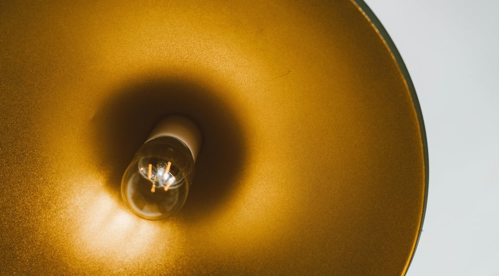 Lâmpada. Gratuidade em conta de luz para baixa renda