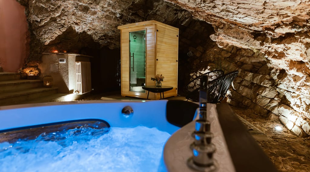grotta benessere privata di casa di lucy spello