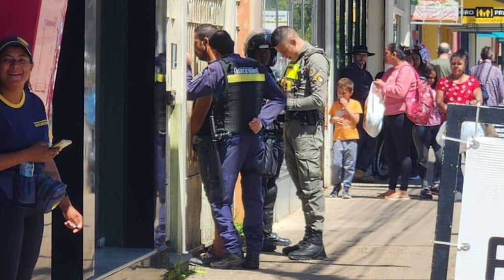 homem detido no centro de camaquã por assédio sexual