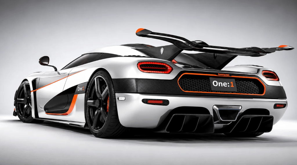 Koenigsegg One:1, primeiro hipercarro do mundo a atingir 1 Megawatt de potência