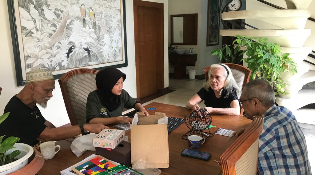 Merawat Keluarga dengan Demensia Tanpa Kehilangan Diri Sendiri