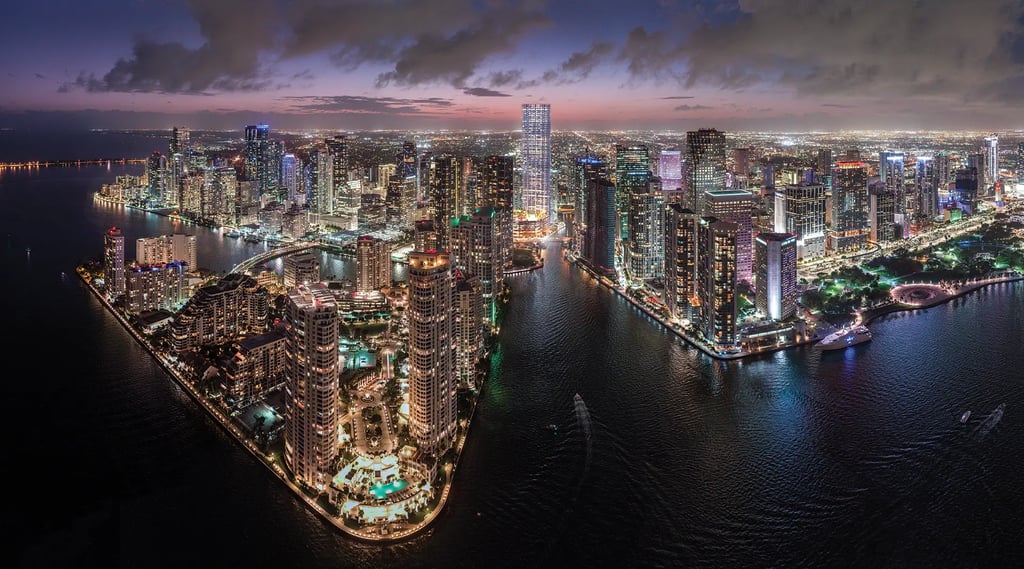 Baccarat Residences city view I Margarita Rosa Budina
