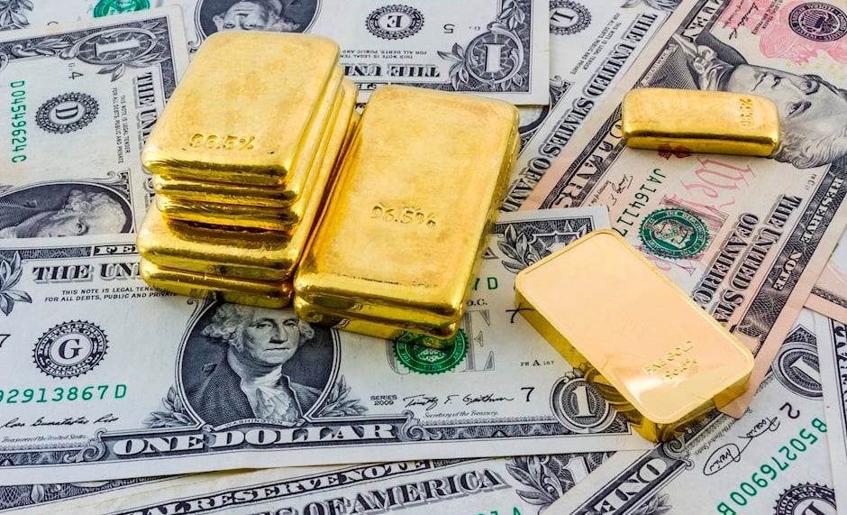 Gold's Balancing Act: Trade Wars, Dollar Gains, and Geopolitical Calm