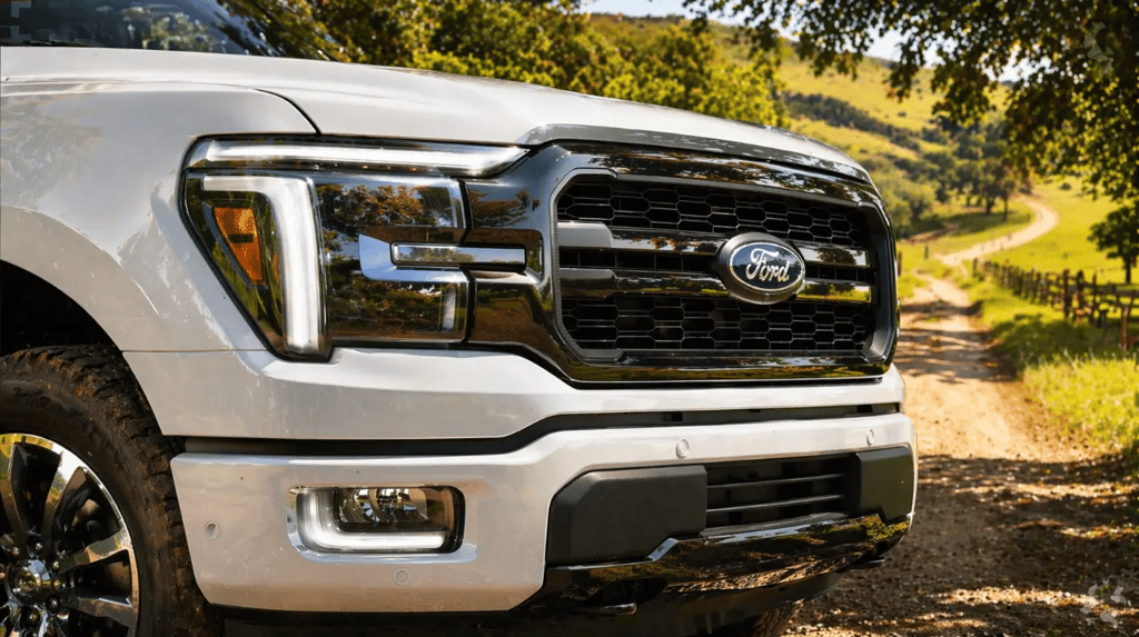 nova picape elétrica da ford com desempenho de mustang em ambiente rural