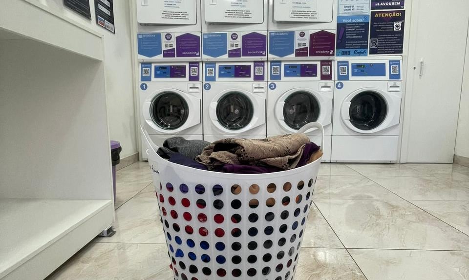 Lavanderia em Betim  Roupas, Edredons e Cobertas  📍 Endereço: Rua Marques de Pombal, 834, Bairro Alterosa, Betim  🧺 Serviço
