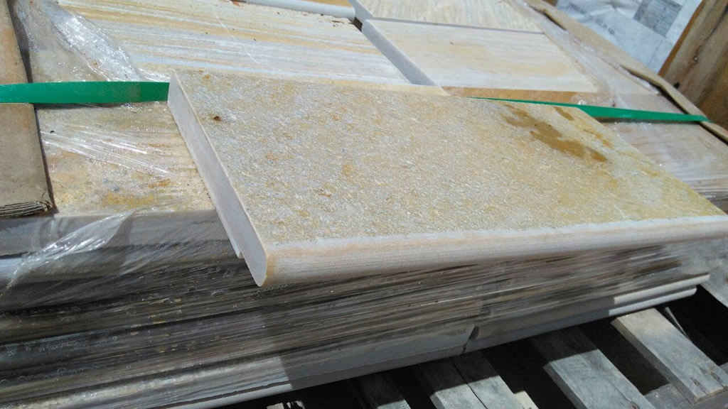 pedra são tomé borda e degrau boleado direto do fabricante jazida própria. não escorrega/esquenta