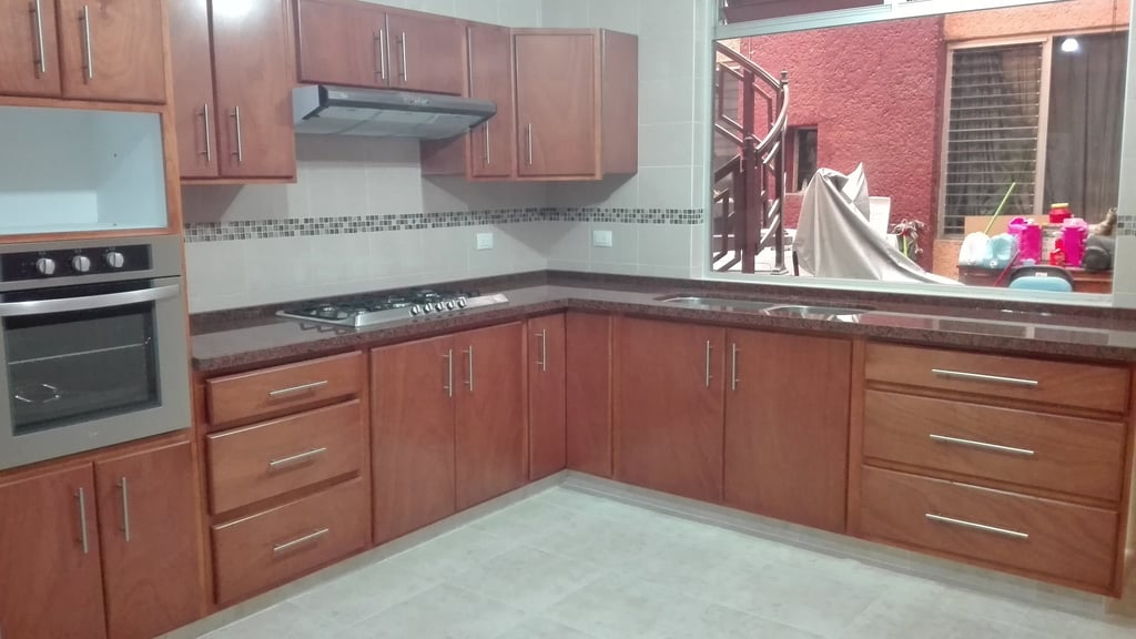 Cocina enchapada