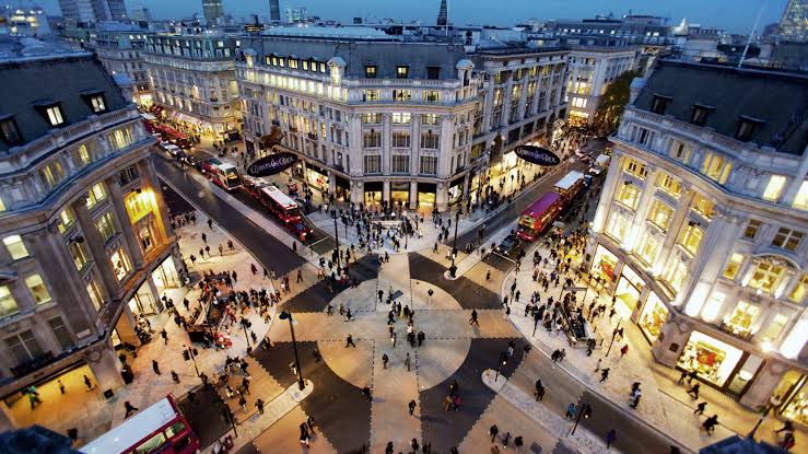 European Markets Wobble Amid Corporate News and Positive UK Inflation Data