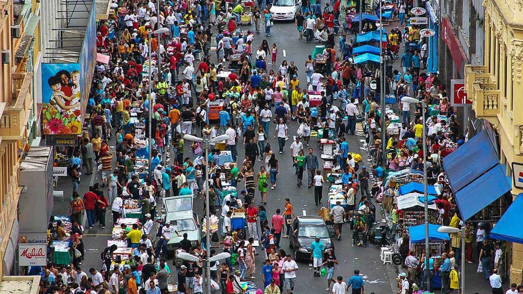 rua 25 de março no brás