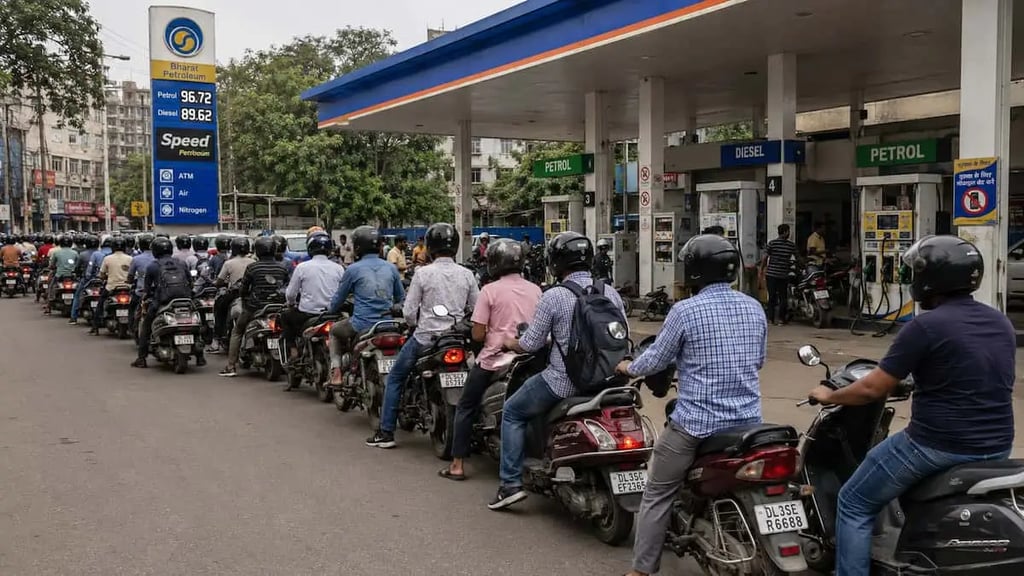 long queue of vehicles for petrol and diesel