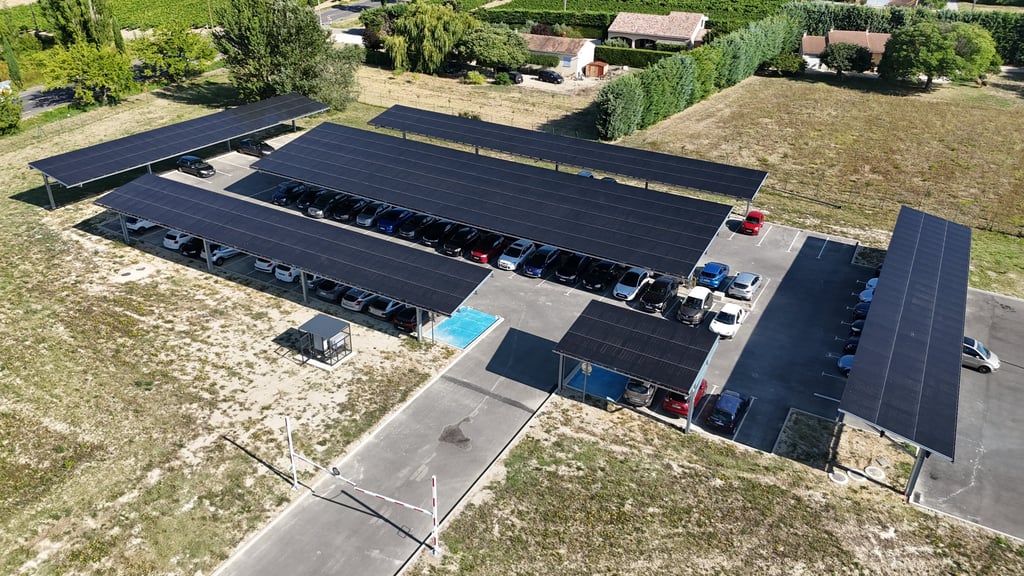 centrale photovoltaïque en ombrière de parking