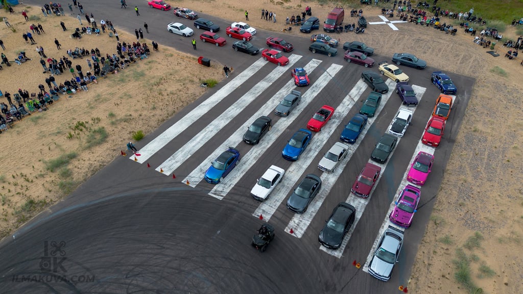 Bimmerparty 2025, Kalajoen lentokenttä