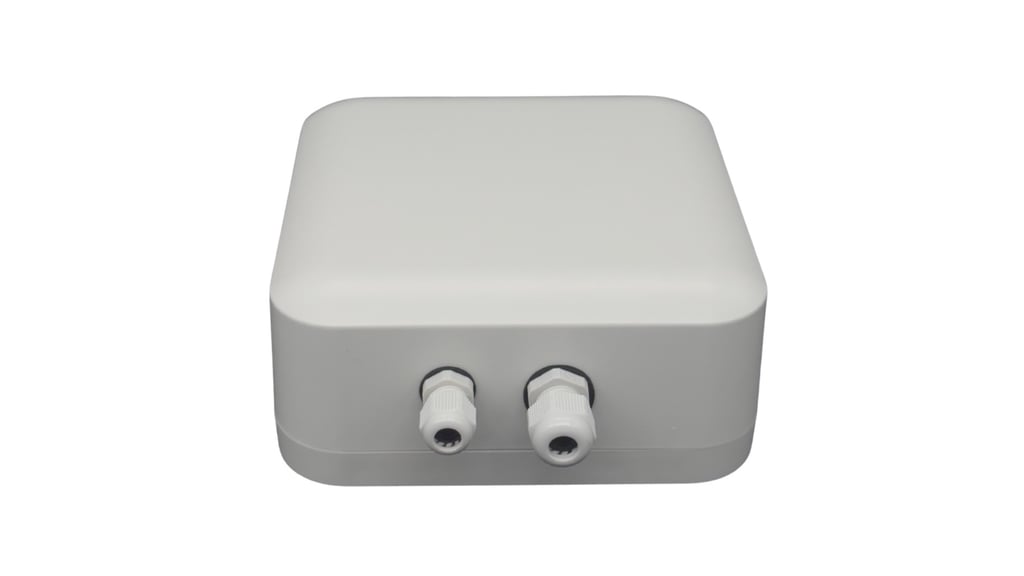 Unitate compactă CreaNod Gateway albă, cu margini rotunjite și două porturi frontale pentru cabluri