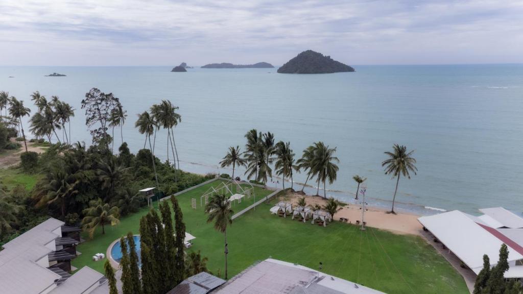 Langkah Syabas Beach Resort, Kota Kinabalu