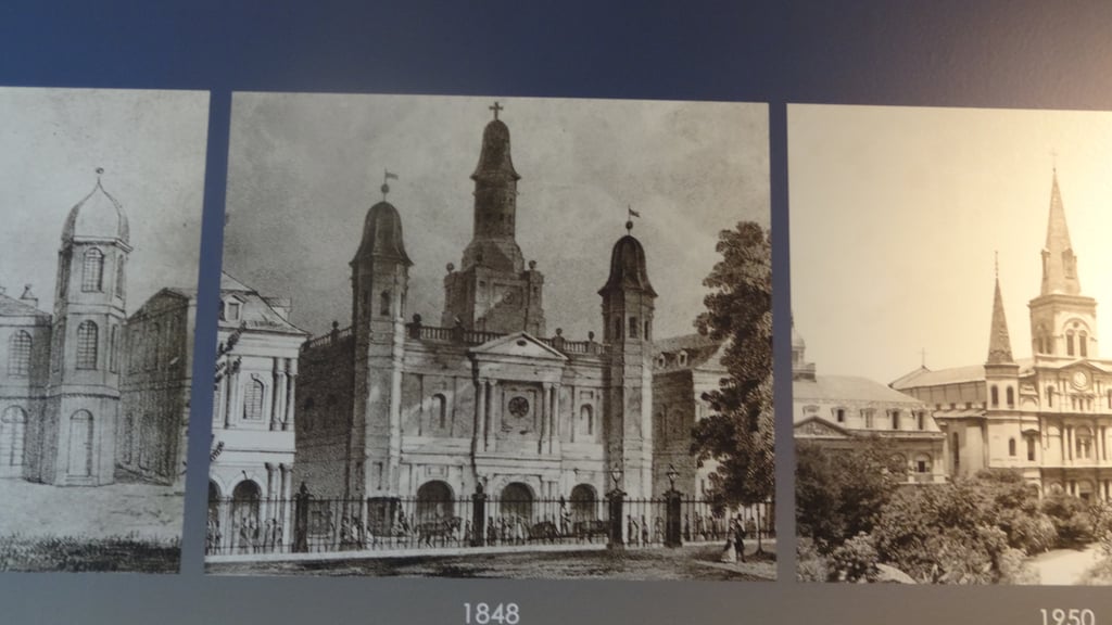votre voyage à la Nouvelle-Orléans commence à la Cathédrale