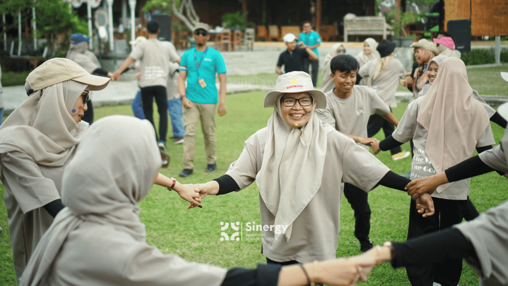 Outbound jogja sinergy memastikan peserta merasa senang dan bahagia