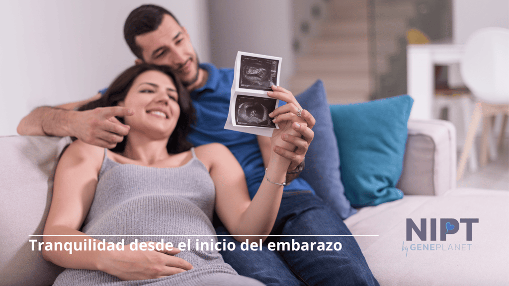 imagen de una pareja esperando su primer bebé contentos con los resultados de la prueba  NIPT