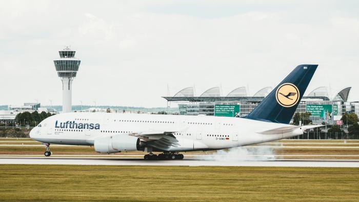 How to Survive an Air Crash - A Summary!