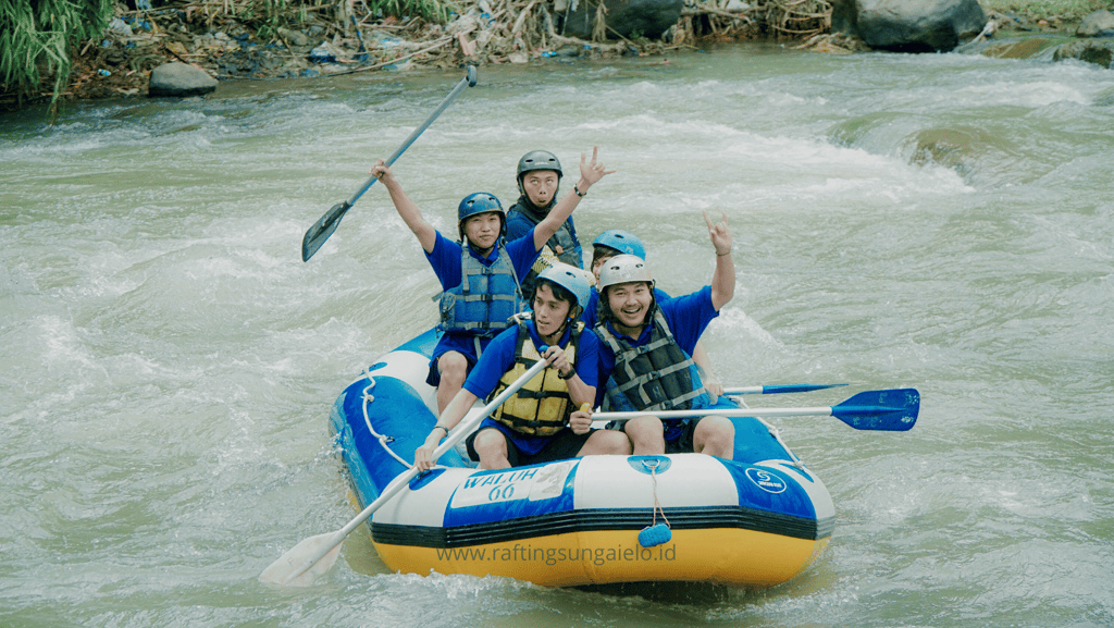 Rafting Sungai Elo: Wisata Arung Jeram Seru di Magelang