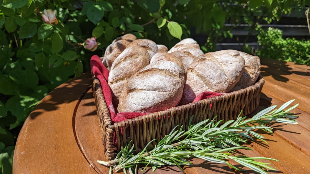 Gluten-free Milk Rolls