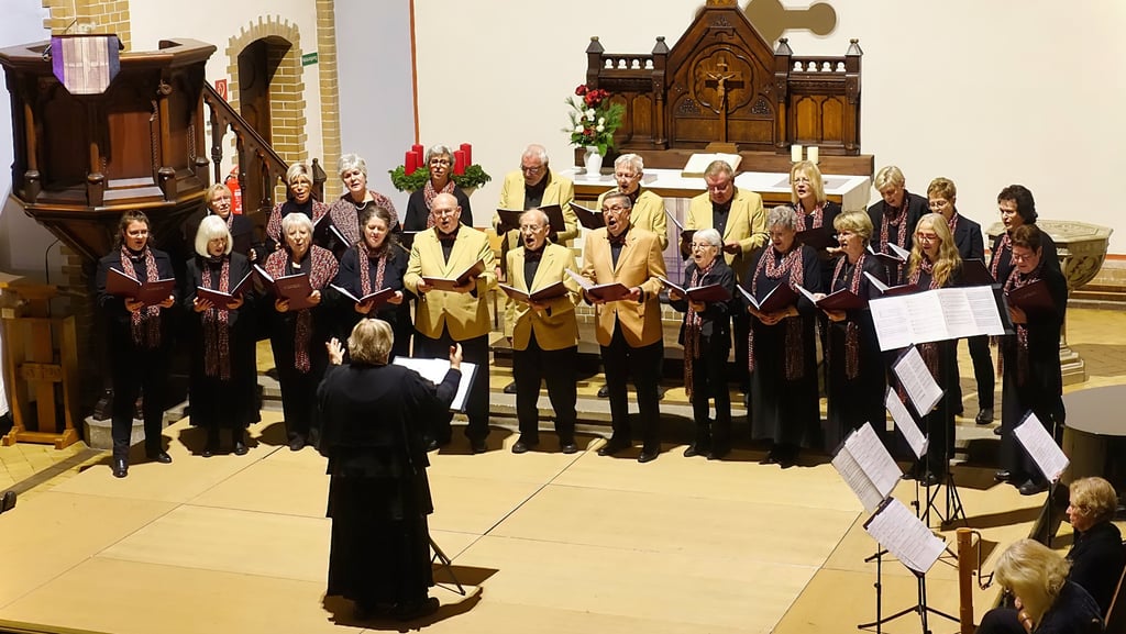 Weihnachtskonzert Gemischter Chor Berlin Altglienicke in der Pfarrkirche Berlin Altglienicke