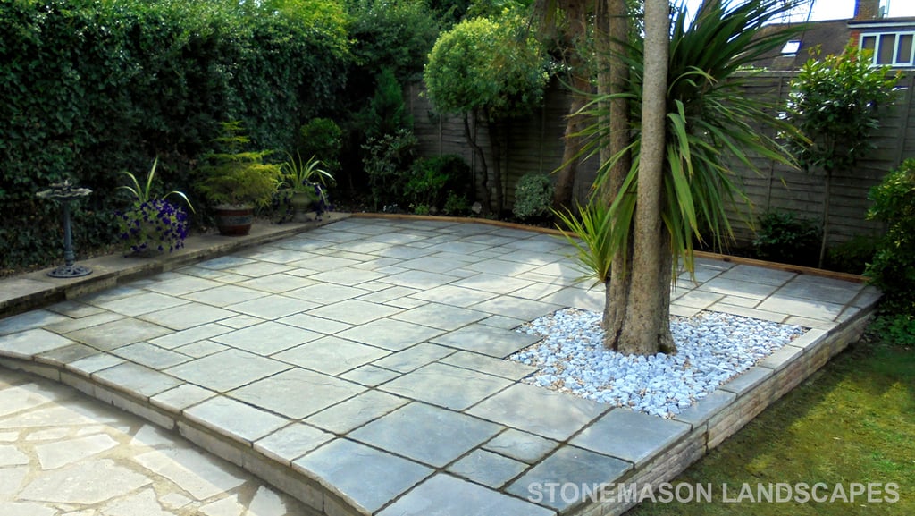 Replica antique grey stone multi size slabs patio project pack