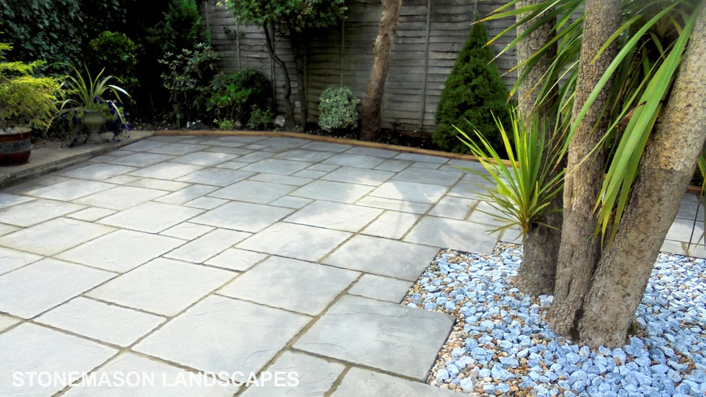 Replica antique grey stone multi size slabs patio project pack