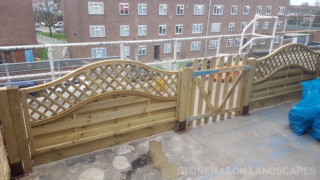 Roof Terrace Fence & Gate
