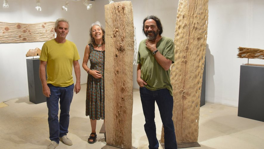 Galerie l'Hirondelle - Jaï Artiste Peintre et Céramiste accompagné Clermonde Oulmont Artiste Peintre