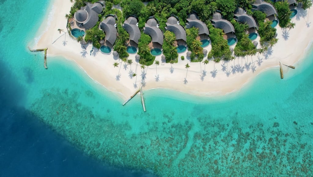 milaidhoo-maldives-drone-island-view