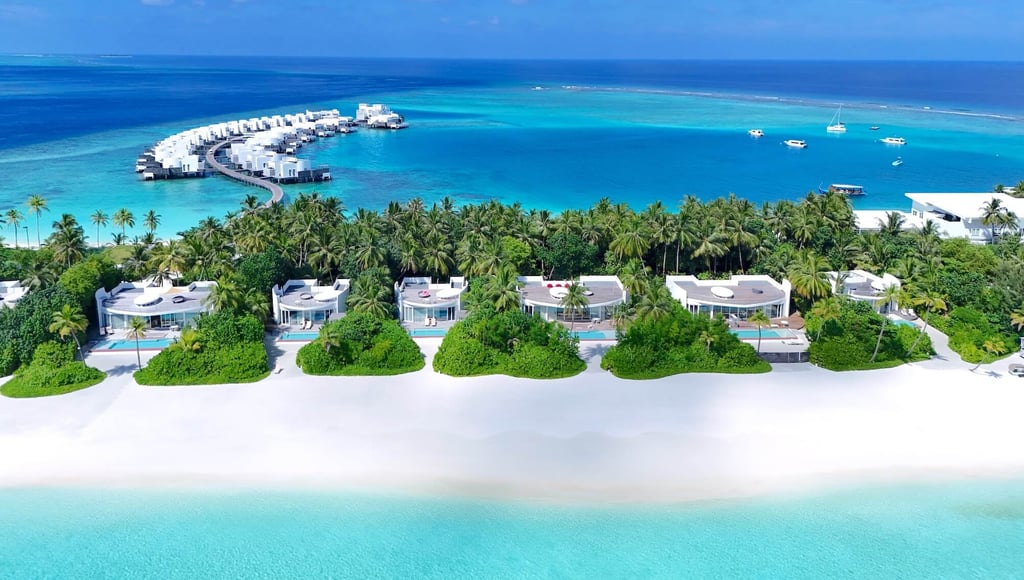 Jumeirah Maldives beach