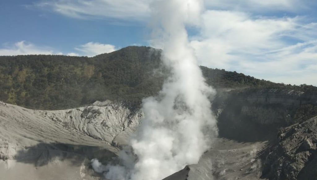 gunung tangkuban perahu