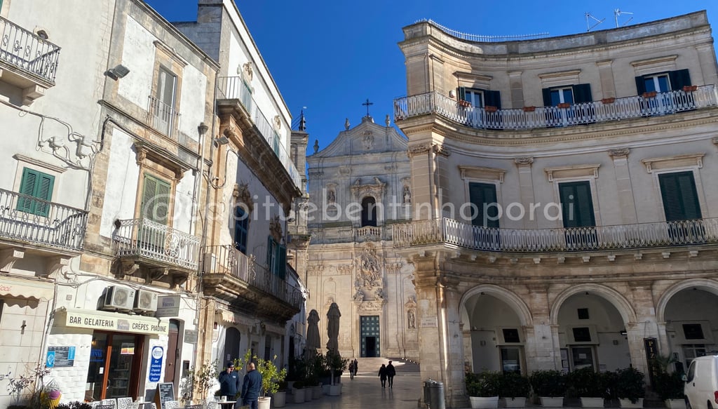 Martina Franca, Provincia di Taranto, Itália (@capituebentinhoporai)