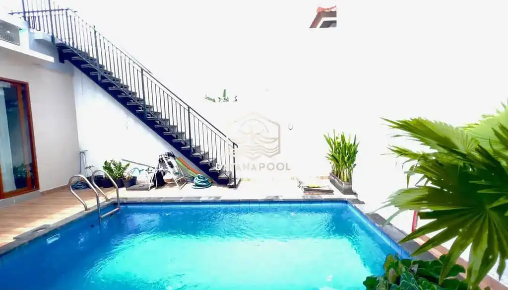 Kolam renang cantik dan ideal buatan dayanapool