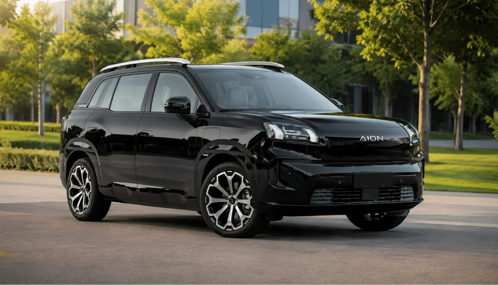 GAC Aion V Elite preto em destaque com fundo moderno e sem placa dianteira