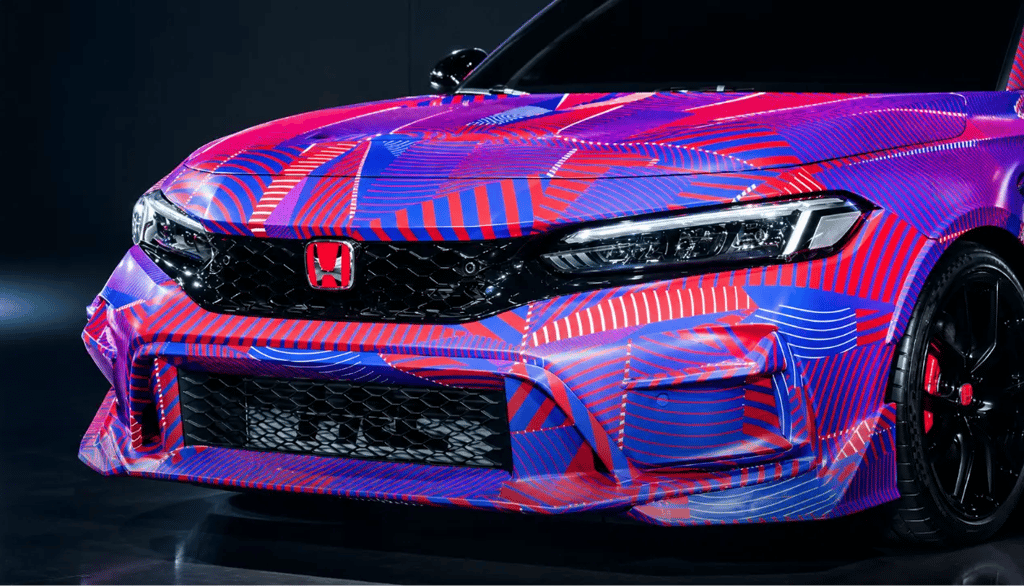 Honda Civic Type R HRC Concept com visual camuflado e foco em alta performance