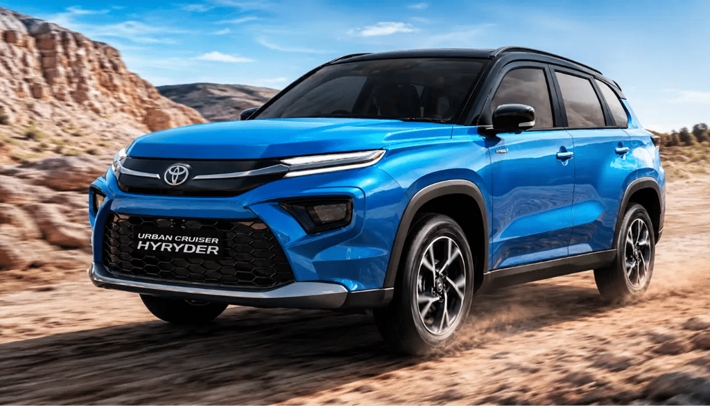 Toyota Urban Cruiser Hyryder híbrido em estrada destacando consumo de 27,9 km por litro