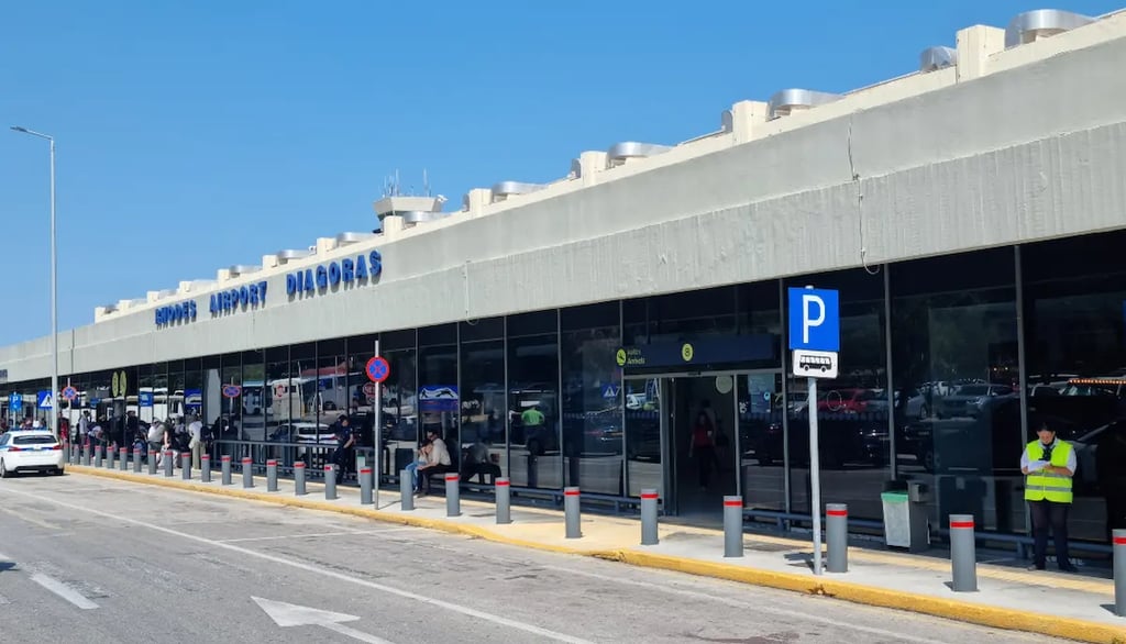 Transfers from Rhodes Airport to Town