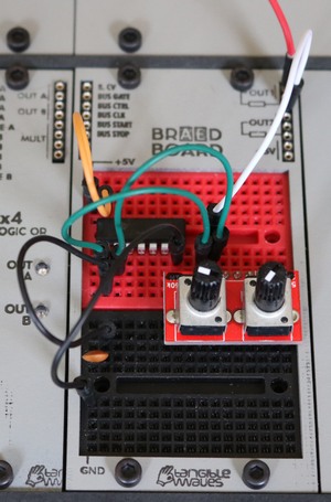 AE Modular BRAEDBORD CD40106 Oscillator 1