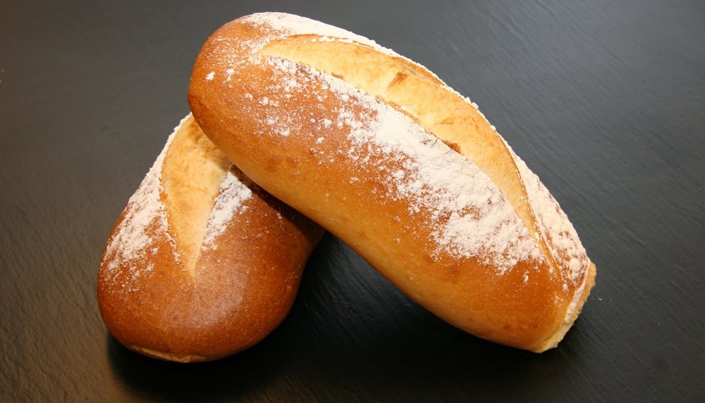 Pão-Baiano-Polvilhado-Caseiro-Receita -Tradicional-Macia