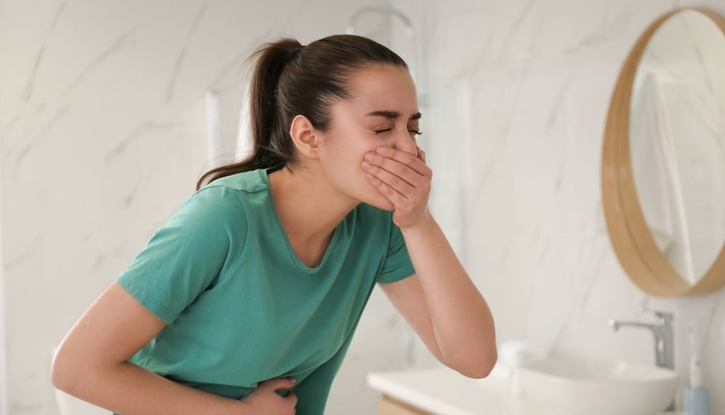 a woman with salmonella symptoms